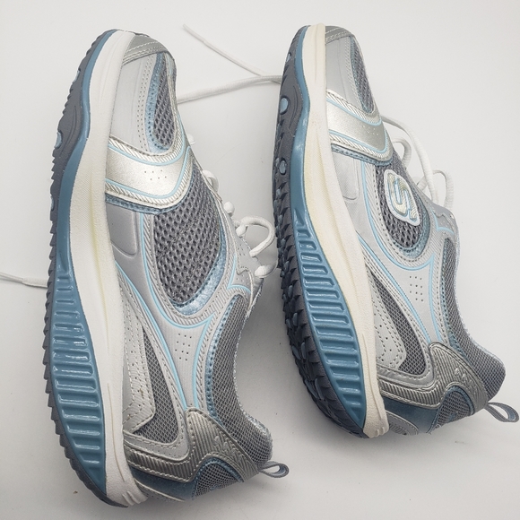 Sketches Shaped up - Picture 5 of 11